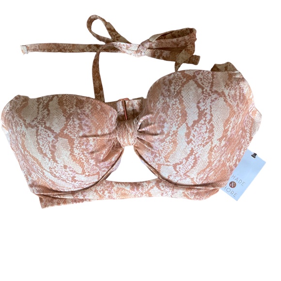 Shade & Shore Other - NWT Swimsuit top, sz. 36DD